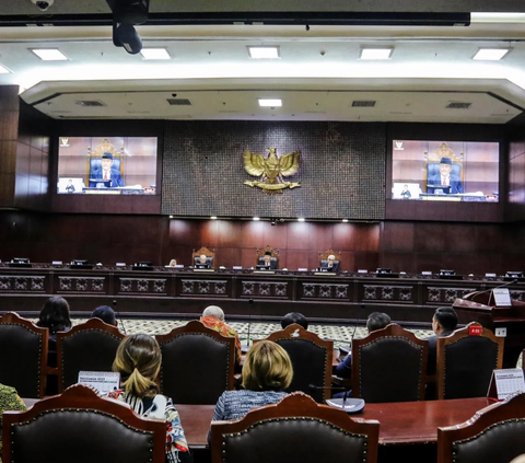 Gerindra, katanya, sangat menghormati putusan MKMK. Termasuk putusan terkait tidak bisa batalnya putusan MK tentang batas usia calon presiden dan wakil presiden. <br>