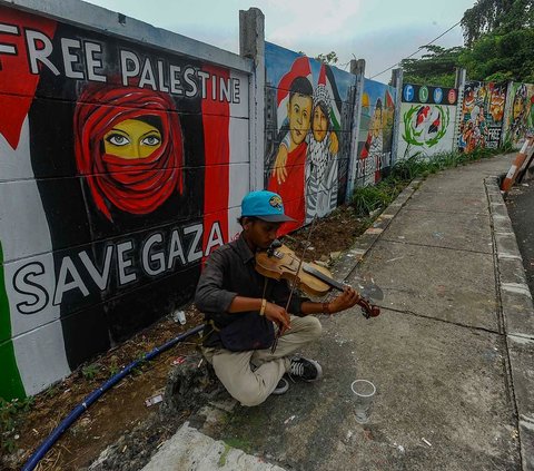FOTO: Menggemakan Dukungan untuk Palestina Lewat Mural