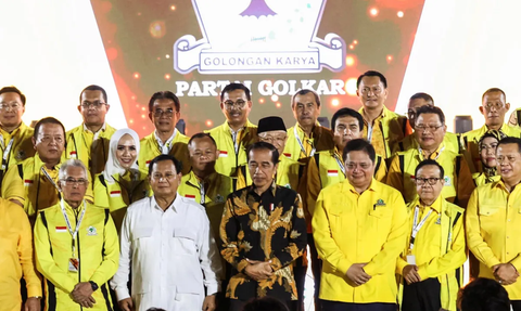 Pakai Bahasa Medan, Bobby Nasution Deklarasi Dukung Prabowo-Gibran: Aman Ini Barang Pak!