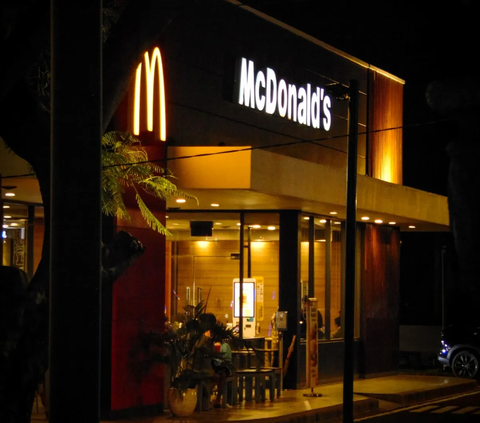 Ramai Boikot, McDonald’s Indonesia Salurkan Bantuan Kemanusiaan Rp1,5 M untuk Warga Palestina