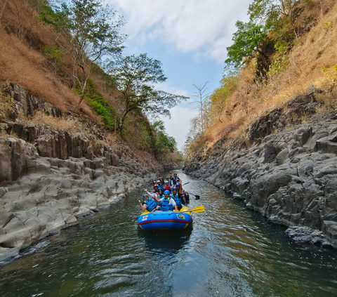 Hidden Gem! Melihat Pesona Leuwi Kanjeng Dalem di Garut Selatan yang Bikin Betah Segala Usia