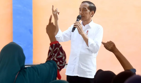 Sebelumnya, Presiden Joko Widodo atau Jokowi menyebut banyak drama dan sinetron yang terjadi menjelang Pemilihan Umum (Pemilu) dan Pemilihan Presiden (Pilpres) 2024. <br>