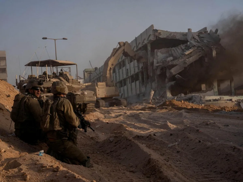 FOTO: Tentara Zionis Israel Temukan Deretan Senjata Hamas, Ini Penampakannya dari AK-47 hingga Roket Anti-Tank