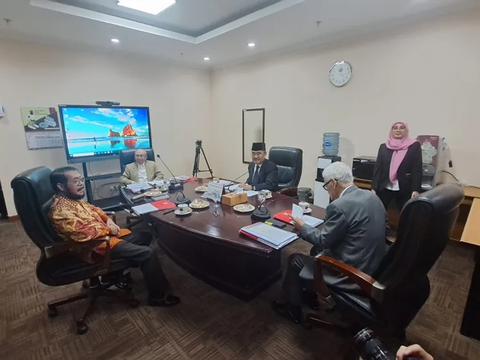 VIDEO: Anwar Usman Tegaskan Putusan Konflik Kepentingan Sudah Ada Sejak Era Jimly & Mahfud