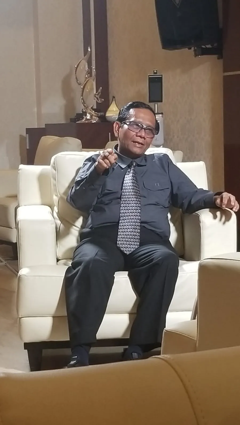 Mahfud Tegas Soal Anwar Usman Mundur Sebagai Hakim MK, Sentil Masalah Moralitas<br>