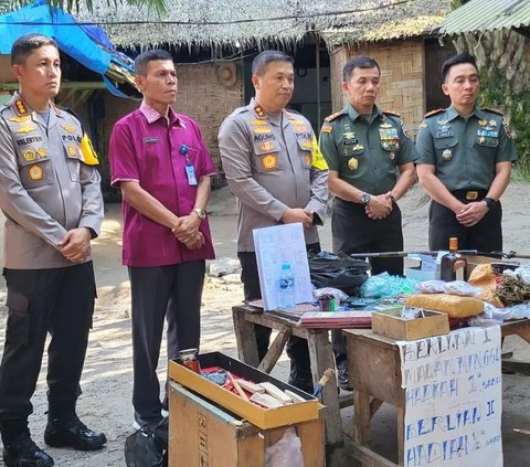 Keberhasilan dua Jenderal TNI-Polri dalam membabat habis sarang narkoba Sky Garden ini menjadi kabar bahagia bagi masyarakat. <br>