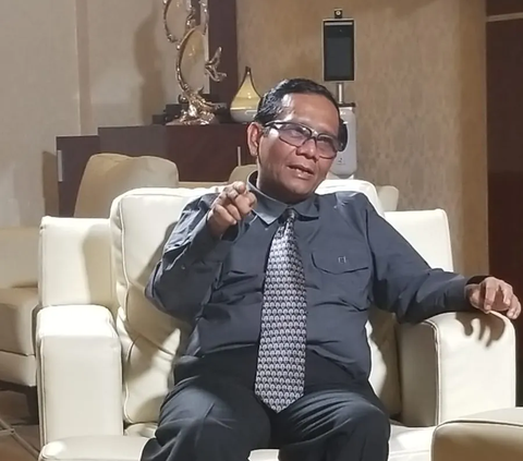 Mahfud MD Cerita, Ada Negara Presidennya Ubah Konstitusi karena Ingin Berkuasa Terus