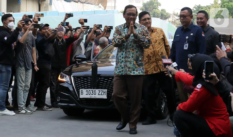 Siswono melanjutkan, menyongsong Indonesia emas 2045, tidak ada lain selain kerja keras yang ulet.<br>