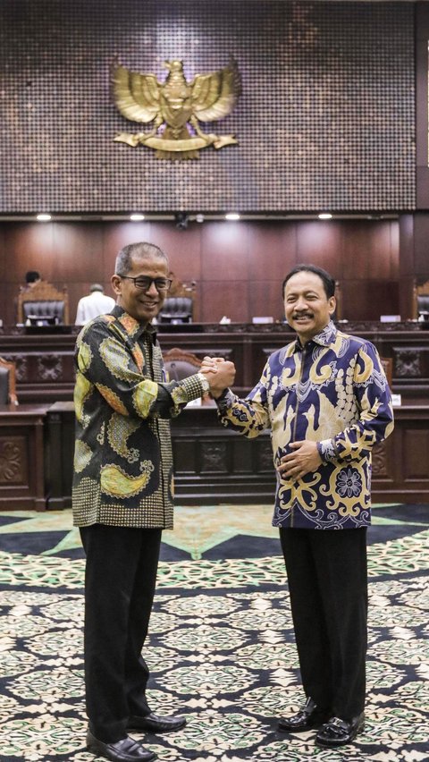 FOTO: Hakim Suhartoyo Resmi Jadi Ketua MK Gantikan Anwar Usman