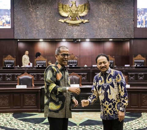 FOTO: Hakim Suhartoyo Resmi Jadi Ketua MK Gantikan Anwar Usman