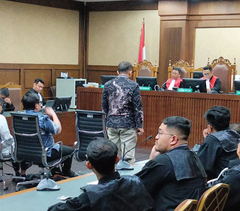 Hakim Tolak Permohonan Justice Collaborator Irwan Hermawan dalam Kasus Korupsi BTS Kominfo