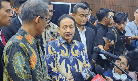 Hakim Konstitusi Suhartoyo terpilih menjadi Ketua Mahkamah Konstitusi.
