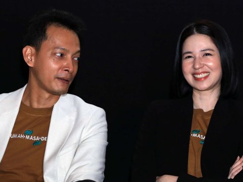 Portrait of Fedi Nuril and Laura Basuki as Husband and Wife in 'Rumah Masa Depan'