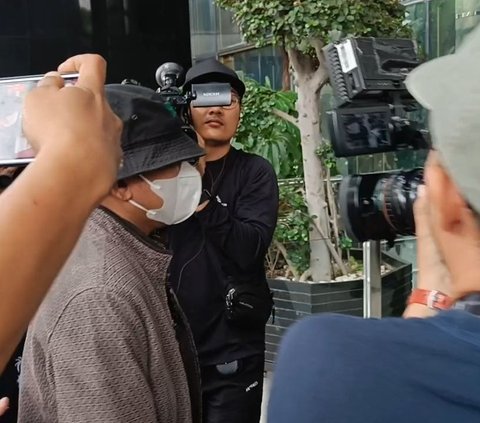 Dua Kali Mangkir, Anggota BPK Pius Lustrilanang Akhirnya Penuhi Panggilan KPK