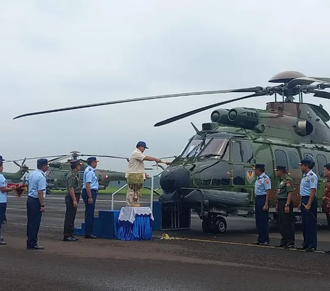 H225M menggabungkan pembangkit listrik Turbomeca MAKILA 2A1 generasi baru yang memberikan kinerja tinggi dan keamanan maksimum. <br>