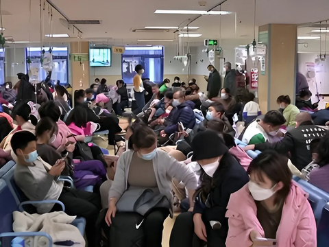 Portrait of Hospitals in China Full of 'Mysterious' Pneumonia Patients, New Pandemic Candidate?