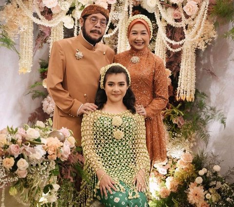Cantiknya Sheila Anwar Anak Hakim MK Anwar Usman saat Siraman, Dihadiri Iriana Jokowi