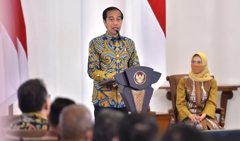 Ari mengatakan, Presiden Jokowi telah menegaskan agar Setya Novanto mengikuti proses hukum yang ada di KPK.<br>