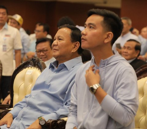 FOTO: Panaskan Mesin Politik, Prabowo-Gibran Hadiri Rakornas Tim Kampanye Nasional