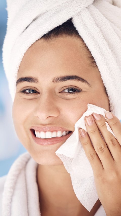 Cleansing Balm vs Makeup Wipes, Mana yang Terbaik untuk Bersihkan Wajah?<br>
