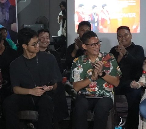 Temui Pelaku UMKM di Makassar, Sandiaga Uno Gandeng Anak Ganjar Pranowo