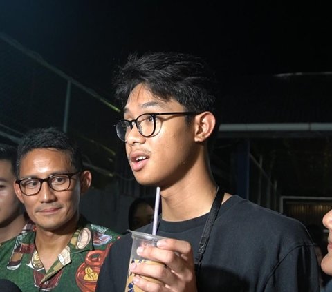 Temui Pelaku UMKM di Makassar, Sandiaga Uno Gandeng Anak Ganjar Pranowo