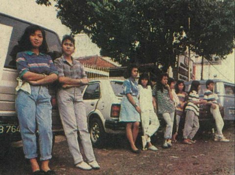 Penampilan Anak Muda Jakarta Mejeng di Mall Tahun 1993, Style Gaul pada Masanya