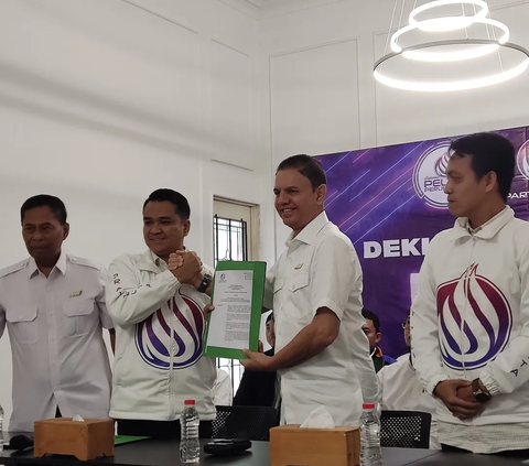 Partai Pelita Dukung Anies Baswedan, Kapten Timnas Diberikan Lentera