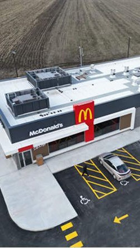 Jauh dari Keramaian, Restoran McDonald's Ini Buka Gerai di Lahan Pertanian