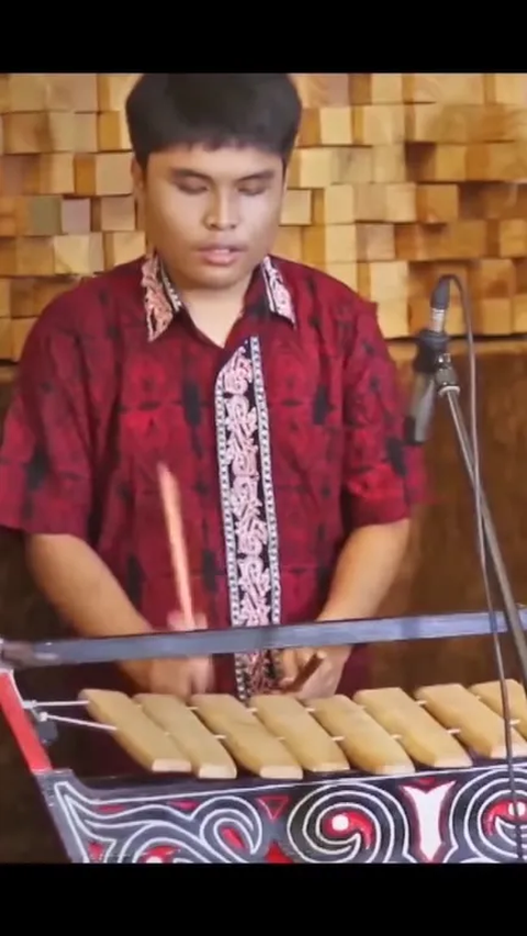 Disebut Pianonya orang Batak, Intip Keunikan Alat Musik Kayu Garantung yang Melegenda