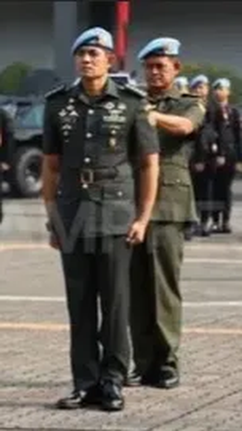 Komandan Grup A Paspampres Kolonel Faisol Izuddin mendapatkan promosi menjadi Danrem 061/Surya Kencana. <br>