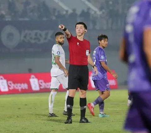 FOTO: Serius Benahi Kualitas Sepakbola Indonesia, PSSI Datangkan Wasit Jepang untuk Pimpin BRI Liga 1, Berikut Penampakan Sosoknya