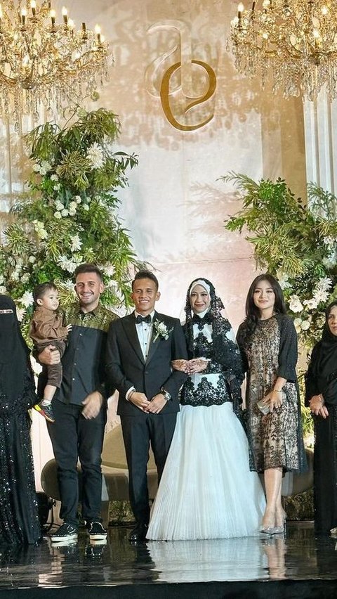 Deretan Potret Artis di Pernikahan Adiba Khanza dan Egy Maulana, Kehadiran Irish Bella Sendirian Jadi Sorotan