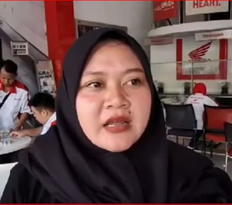 Menabung Selama 2,5 Tahun, Guru Honorer SD di Tegal Ini Beli Motor Pakai Uang Koin