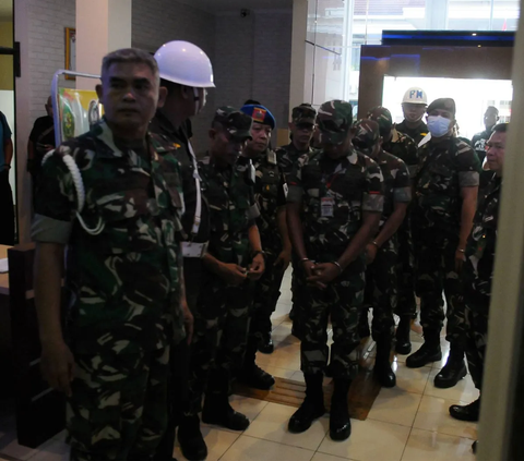 FOTO: Sidang Kasus Pembunuhan Berencana Imam Masykur, Tiga Oknum TNI Riswandi Cs Divonis Seumur Hidup dan Dipecat