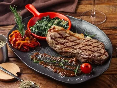 Jenis Daging dan Tingkat Kematangan Steak, Memahami Keunikan Setiap Potongan dan Teknik Memasak