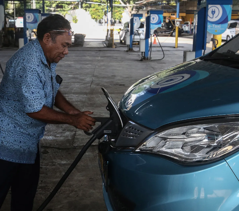 Bluebird Belanja 500 Mobil Listrik untuk Armada Taksi 2024