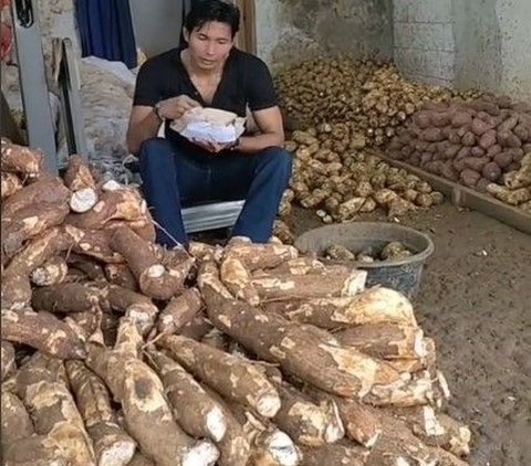 Keduanya dikabarkan tengah menjalin hubungan lantaran kerap membagikan momen kebersamaan di media sosial.