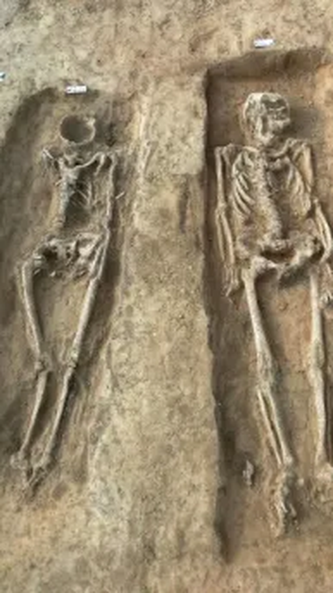 Makam Kuno Pasangan Suami Istri Ditemukan Penuh Harta Karun, Begini Isinya