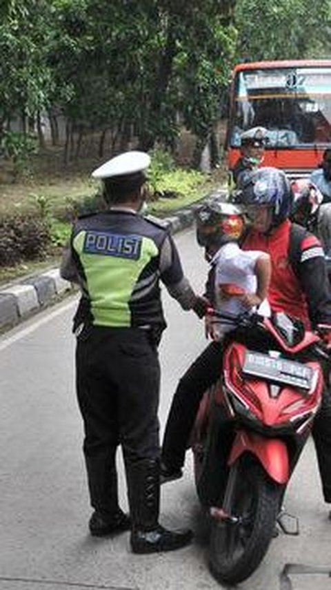 Ada Razia di Jalanan Pengendara Tidak Bawa SIM, Begini Tips dari Iptu Benny Dizamin Lolos