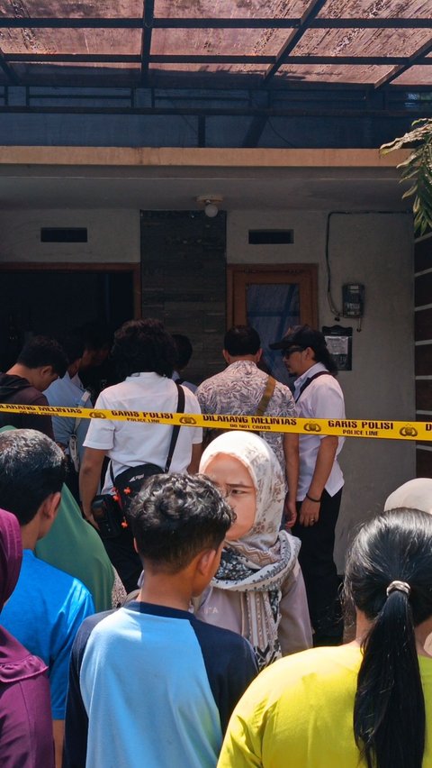 Sekeluarga Tewas di Malang Diduga Bunuh Diri Bersama
