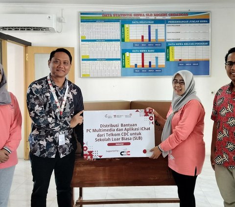 Telkom Beri Bantuan ke 50 SLB di Jawa, Sumatera, dan Kalimantan Dukung Pemerataan Pendidikan Disabilitas