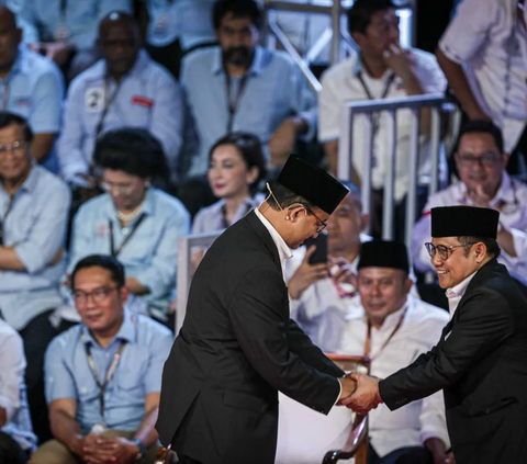 Pasangan Anies dan Muhaimin dalam debat perdana Pilpres 2024