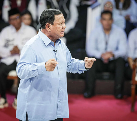 Debat Capres, Saling Sindir Ganjar dan Prabowo soal Keputusan MK