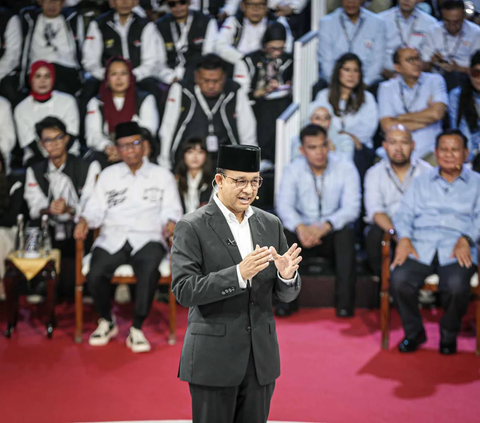 Capres Anies dalam debat perdana Pilpres 2024