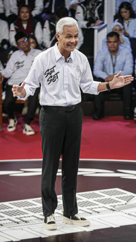 Capres Ganjar dalam debat perdana Pilpres 2024