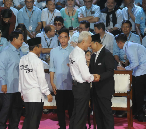 Di Balik Layar Debat Perdana Capres: Gibran-Alam Ganjar Bisik-bisik, Aksi Prabowo Joget hingga Silat