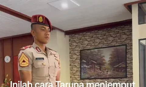 Tak Sembarangan, Ternyata Begini Cara Taruna Akpol Jemput Dosen yang akan Mengajarnya