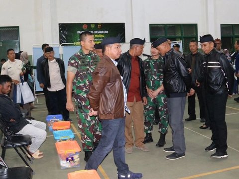 Gaya Necis Panglima TNI Jenderal Agus Datangi Markas Tempat Pertamanya Dinas