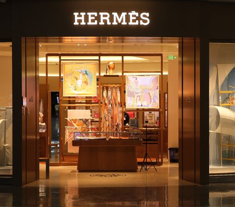 Sosok Tukang Kebun Lansia yang Mendadak Dapat Warisan Triliuner dari Cucu Pendiri Hermès